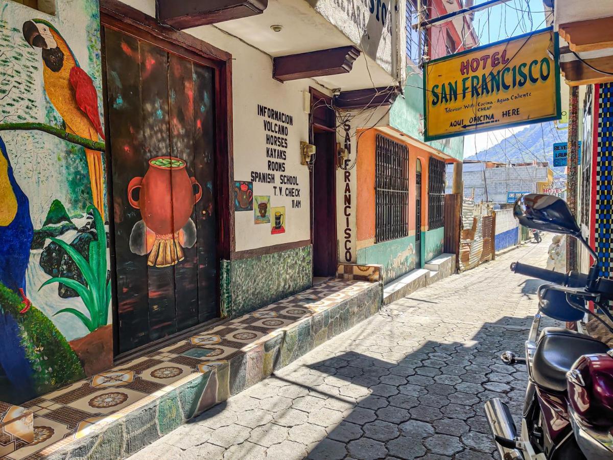 Hotel San Francisco 圣佩德罗拉拉古纳 外观 照片